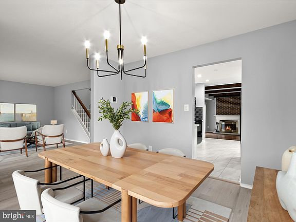 3rd image of 20400 Shadow Oak Ct