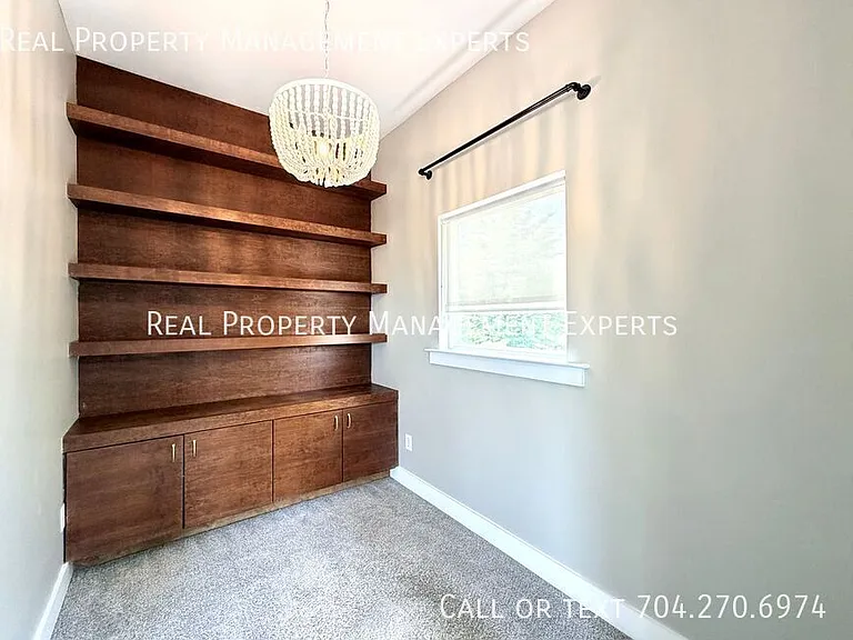 633 McNinch St — Photo 12