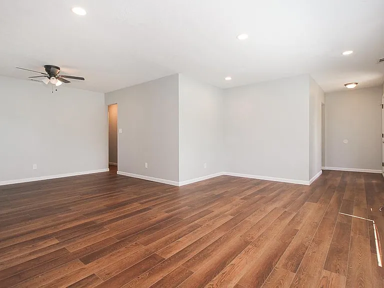 1701 Glenwood Dr — Photo 11