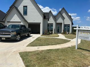 107 Sugar Cane Palm Cir, Youngsville, LA 70592