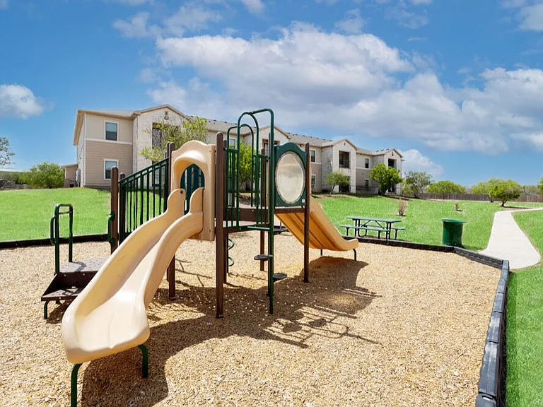 Live Oak Villas — Photo 14