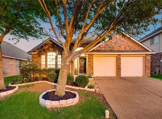 2557 Pinnacle Point Dr, Grand Prairie, TX 75054