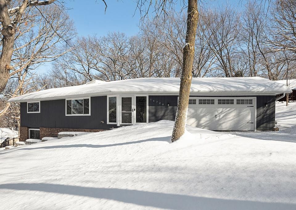 1st image of 14720 Richards Dr