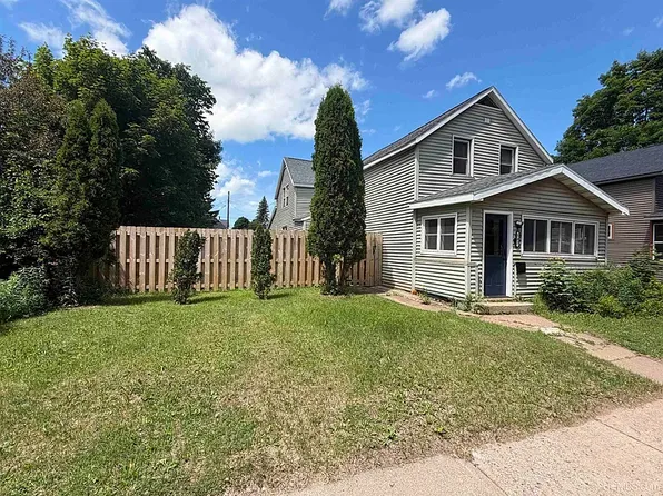 107 E Peck St, Negaunee, MI 49866