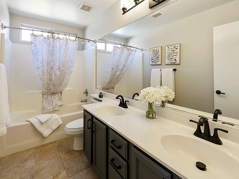 842 W Cooley Dr — Photo 23