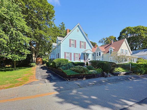 2nd image of 19 Irving St