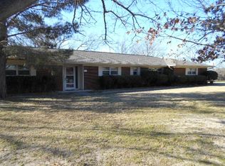 4190 Bluebonnet Hilltop Dr, Benbrook, TX 76126