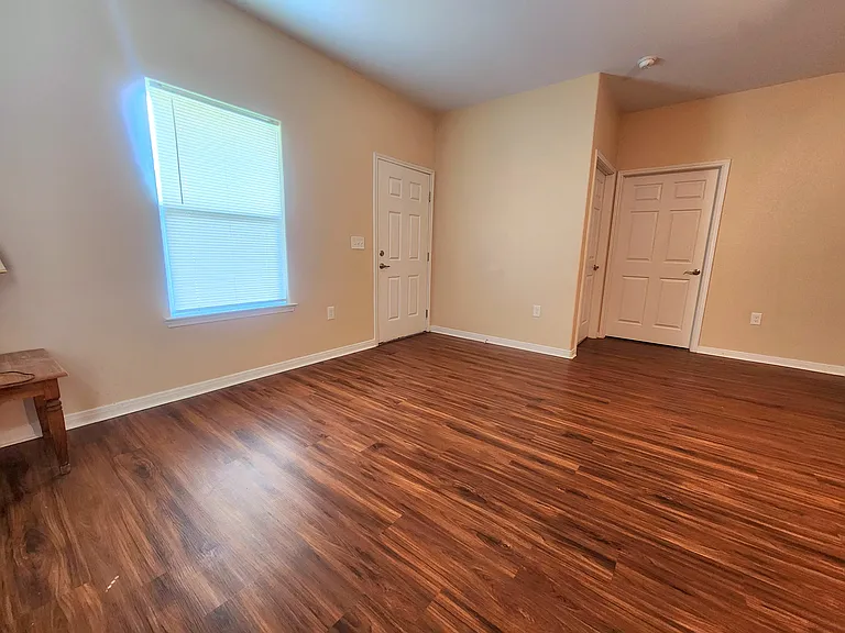 502 Migl St #B — Photo 17