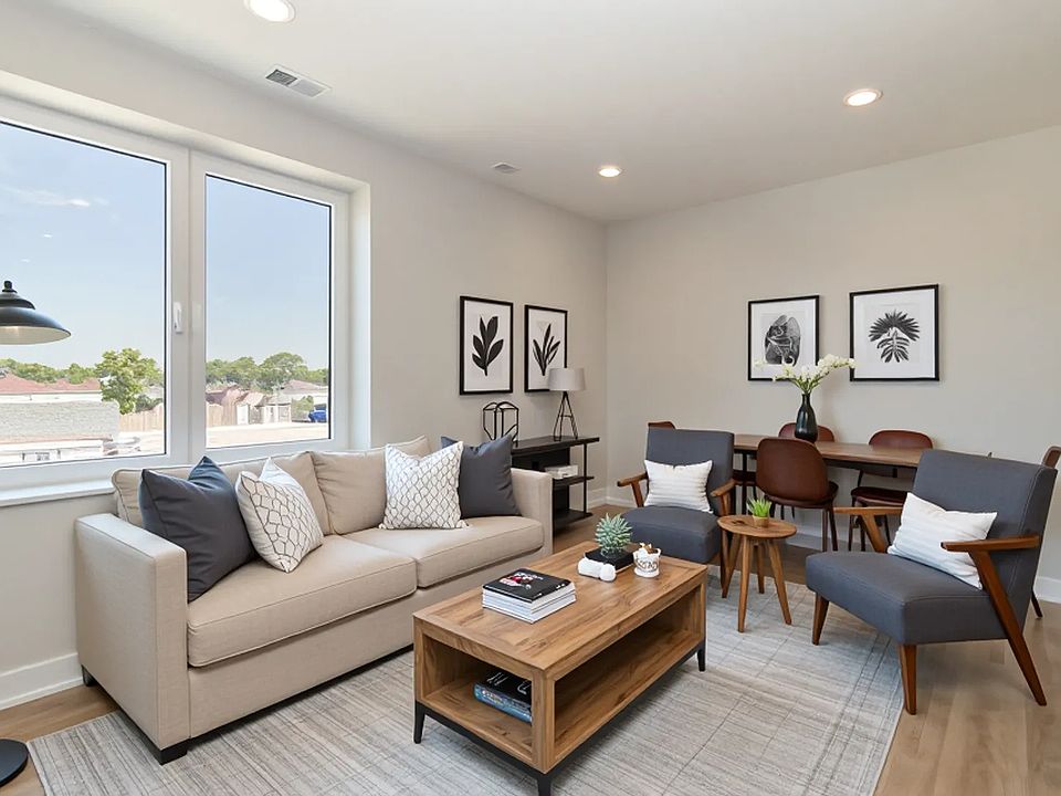 1st image of 3729 W Belmont Ave #305