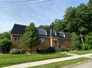 608 Glendale Blvd #1, Valparaiso, IN 46383
