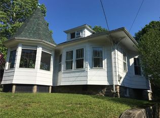 22 Whitford Ave, Providence, RI 02908