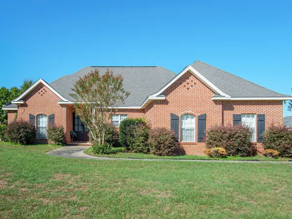 62 High Meadows Cir, Petal, MS 39465