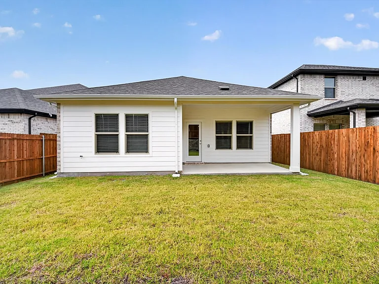 512 Dorothy Dr — Photo 17