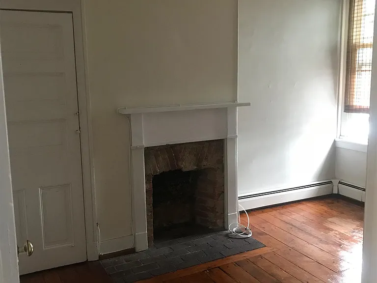 26 N New St — Photo 11