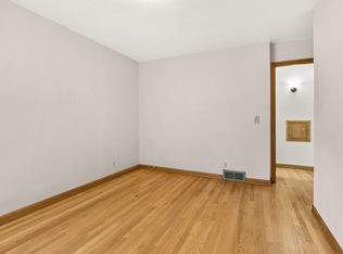 1826 Schlimgen Ave, Madison, WI 53704