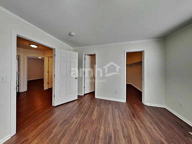 4815 Talons Mark Dr — Photo 10
