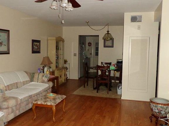 2nd image of 5876 21st St N APT 14