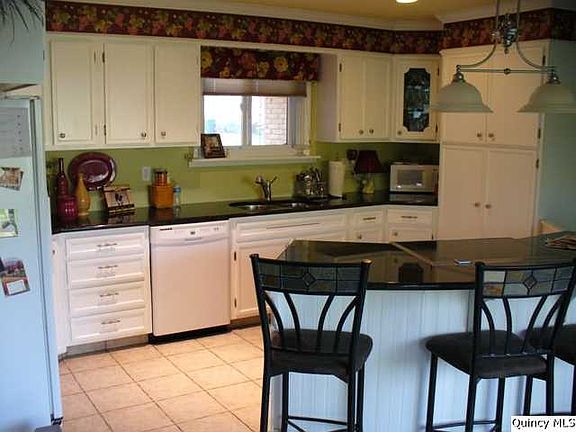 Home for Sale in Quincy, IL $177,900