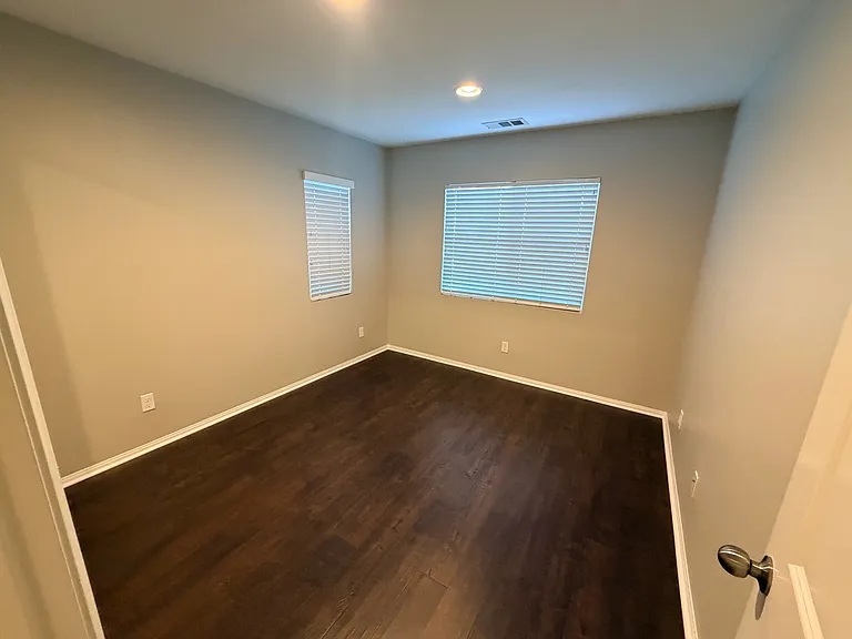 40879 Belleray Ave — Photo 52