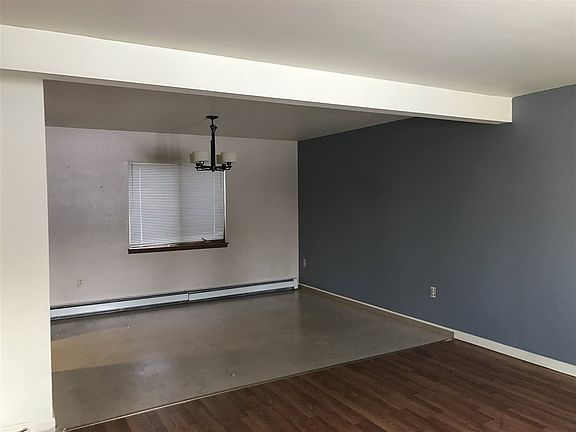 5th image of 1406 Hampstead Ave