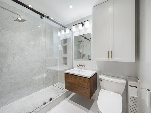 20 2nd Street image 27 of 39