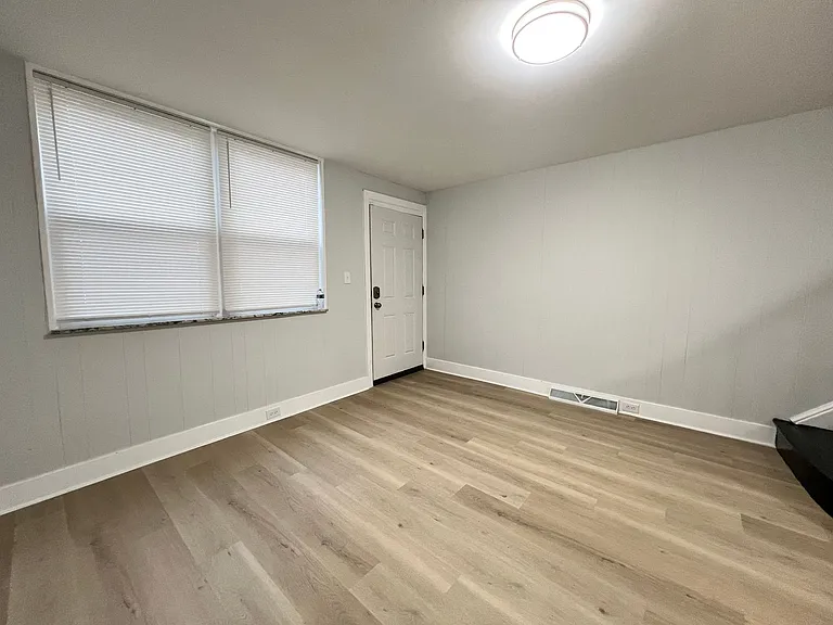 1536 S Bailey St — Photo 24