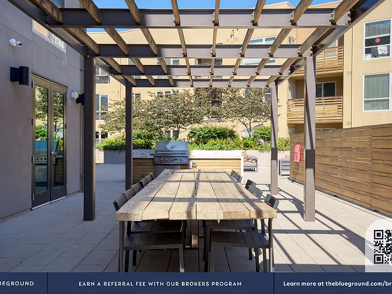 Building's BBQ