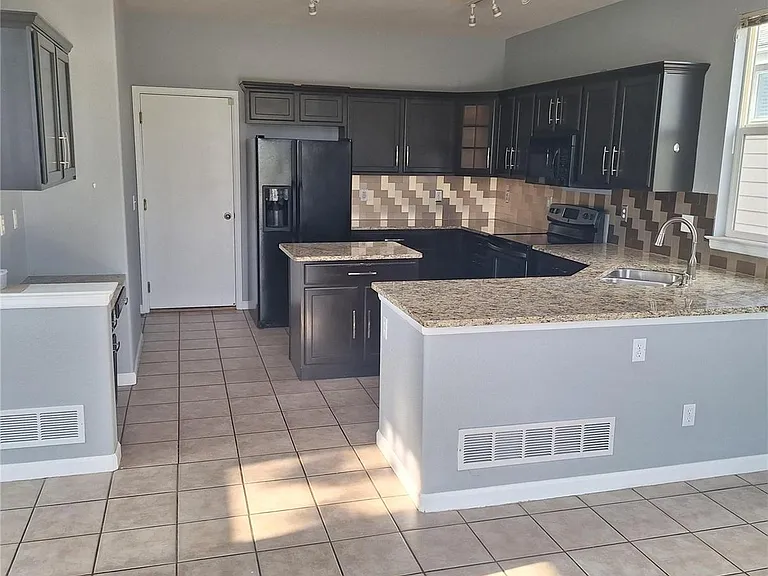 4187 Cherryhurst Ct — Photo 6
