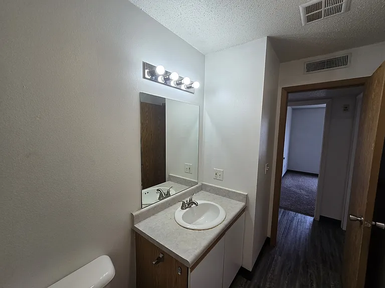 60 Miller Ave SW #12 — Photo 19