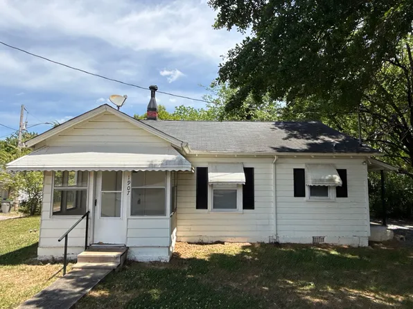 1907 E Elm St, Gastonia, NC 28054