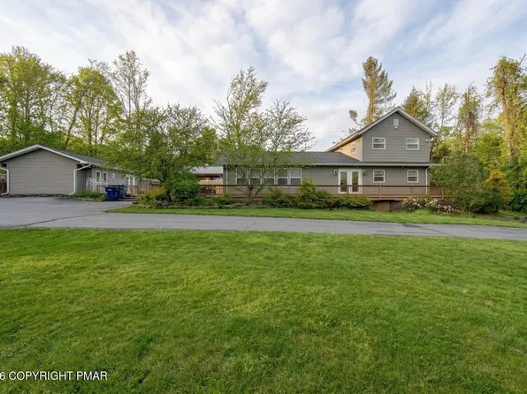 6253 Paradise Valley Rd, Cresco, PA 18326