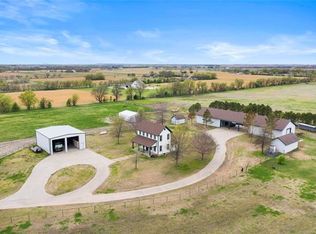 16908 N Memorial Dr #B, Collinsville, OK 74021