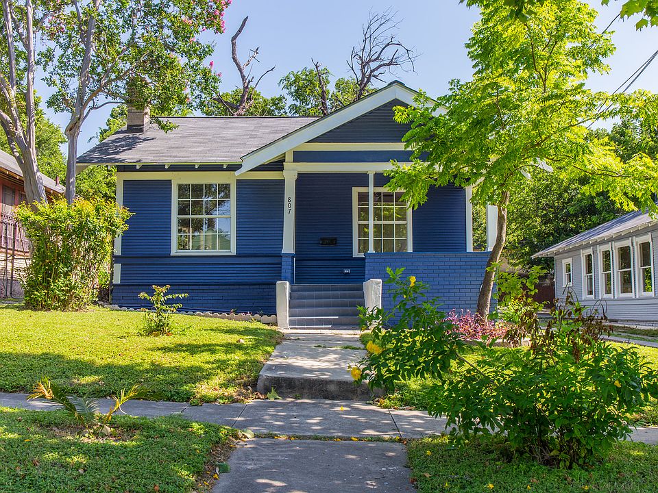 1st image of 807 W Mistletoe Ave