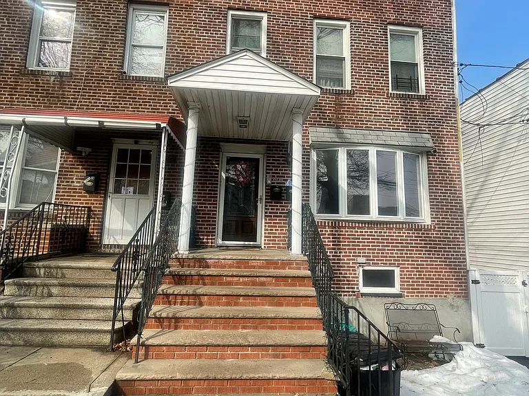 2979 Lawton Ave #1 — Photo 1