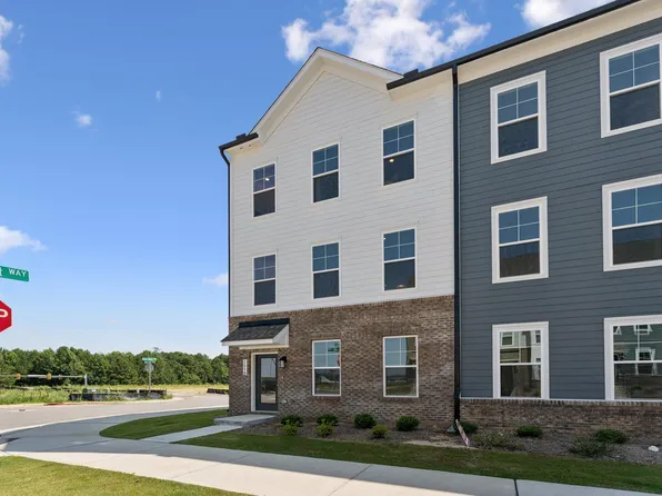 1510 Village Hall Ln, Wake Forest, NC 27587