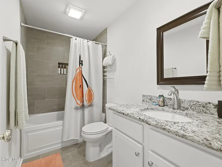 3350 Club Villas Dr #1103 — Photo 31