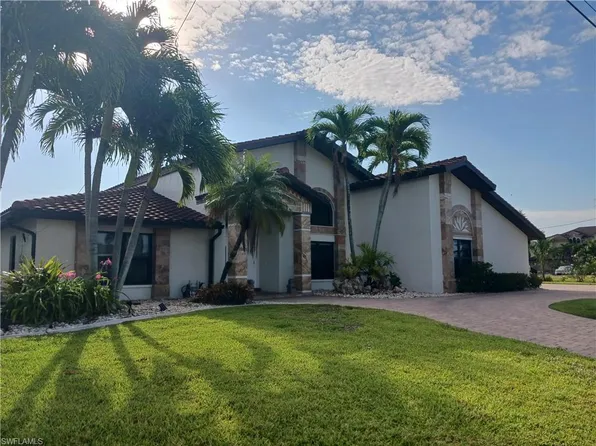 2727 SE 24th PL, CAPE CORAL, FL 33904