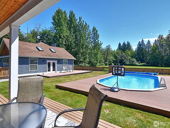3rd image of 8815 131st Avenue NE