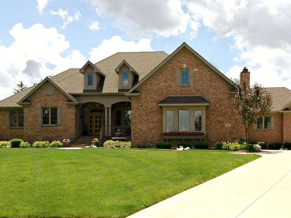 1st image of 10688 Chestnut Hill Ln