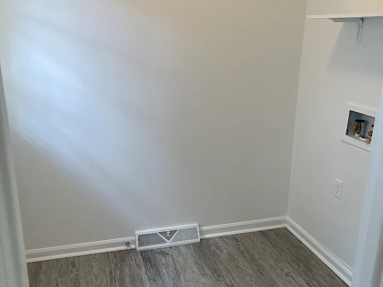 4121 Victoria Way — Photo 17
