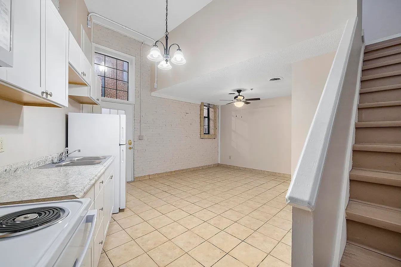 Paxton Place/Olde Towne Lofts — Photo 4