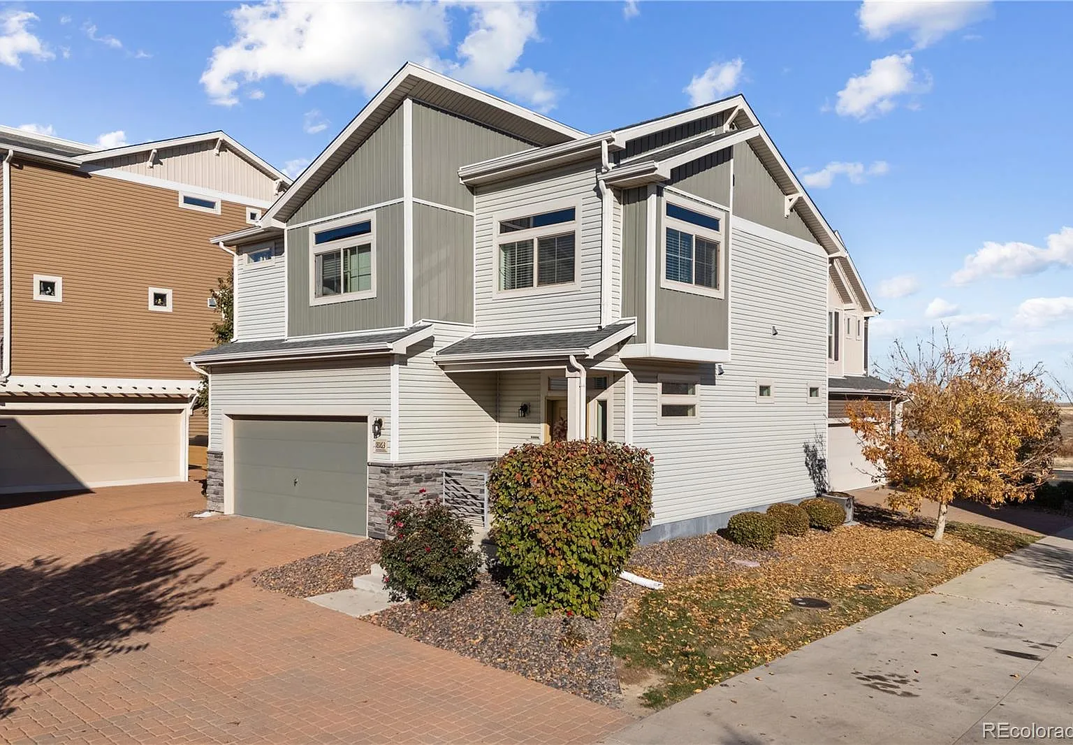 3 bed, 2.5 bath, 1507 sqft, $2,800 — Photo 3
