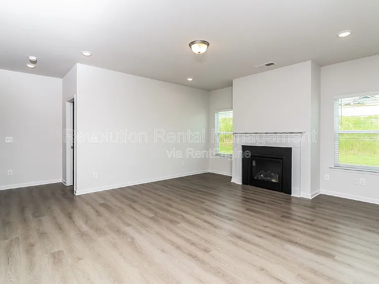 415 Sierra Point SW — Photo 6