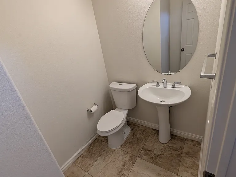 8715 Westmore Rd #7 — Photo 21