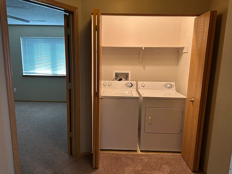 129 Northridge Dr — Photo 3