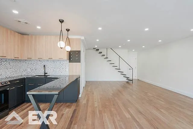 188 Freeman St #2F — Photo 5