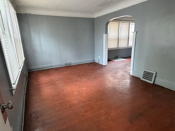 15893 Indiana St, Detroit, MI 48238