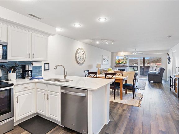 4th image of 255 Plaza Beach Dr Unit 2B