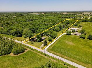 10510 E 267th St, Freeman, MO 64746