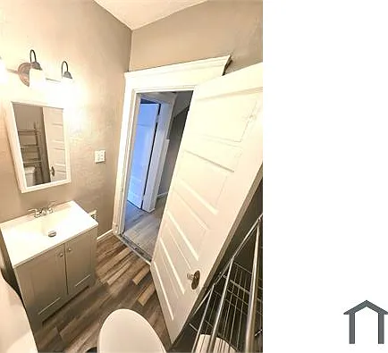 10317 Somerset Ave #RIGHT — Photo 16